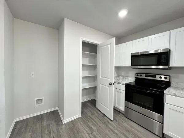 $1,995 | 252 Peace Lily Way, Tolar, TX 76476