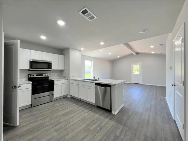 $1,995 | 252 Peace Lily Way, Tolar, TX 76476