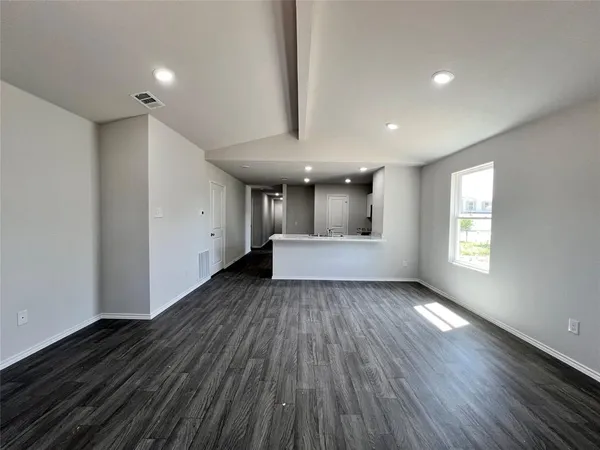 $1,995 | 252 Peace Lily Way, Tolar, TX 76476