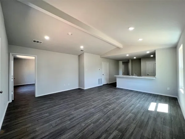 $1,995 | 252 Peace Lily Way, Tolar, TX 76476