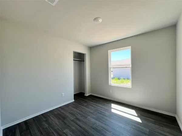 $1,995 | 252 Peace Lily Way, Tolar, TX 76476