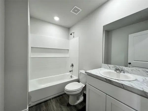 $1,995 | 252 Peace Lily Way, Tolar, TX 76476