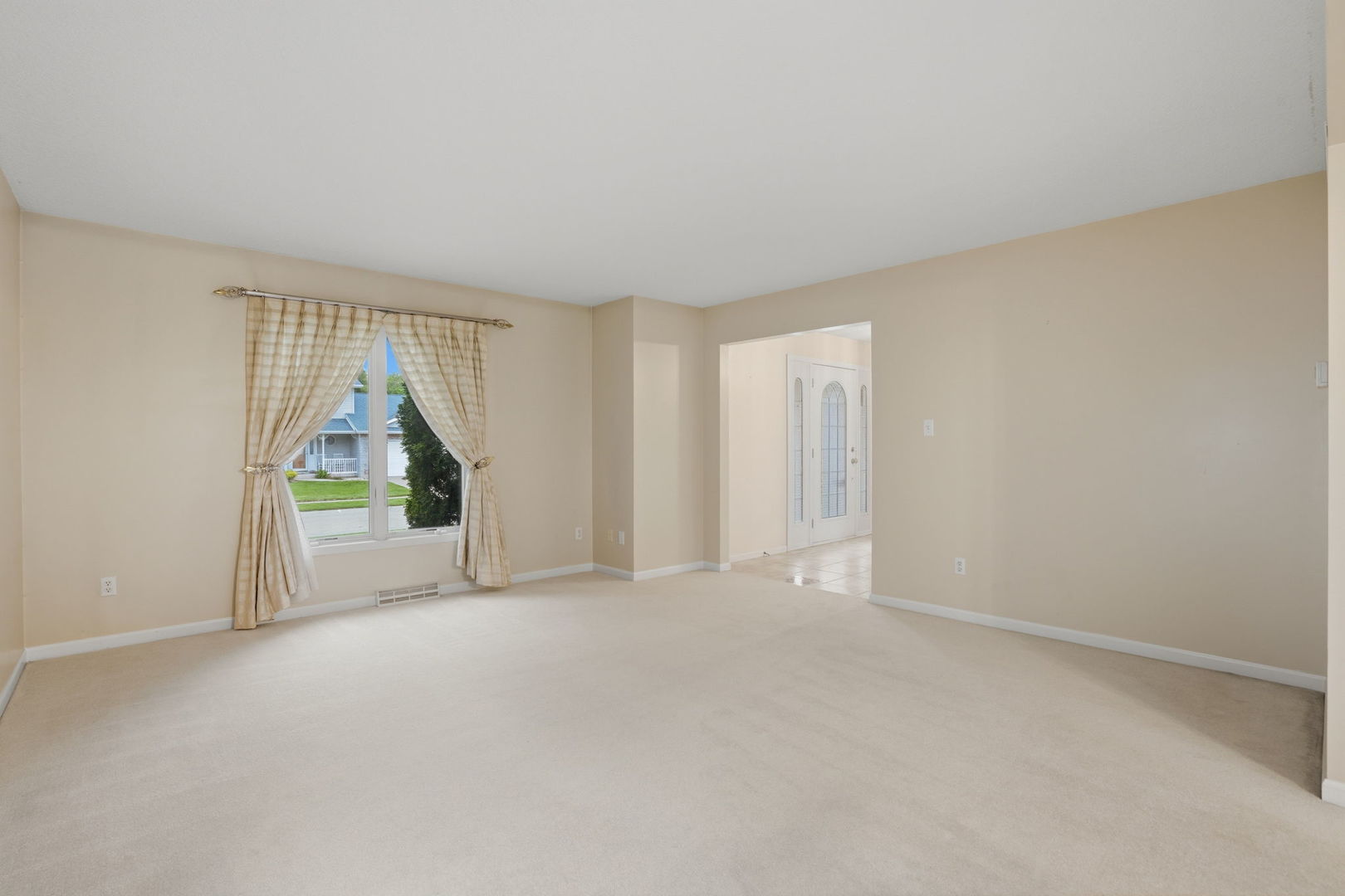 3415 79th Street Moline, IL 61265 - Photo 5 of 25