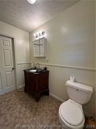 $130,000 | 109 West Chestnut Street, Maxton, NC 28364