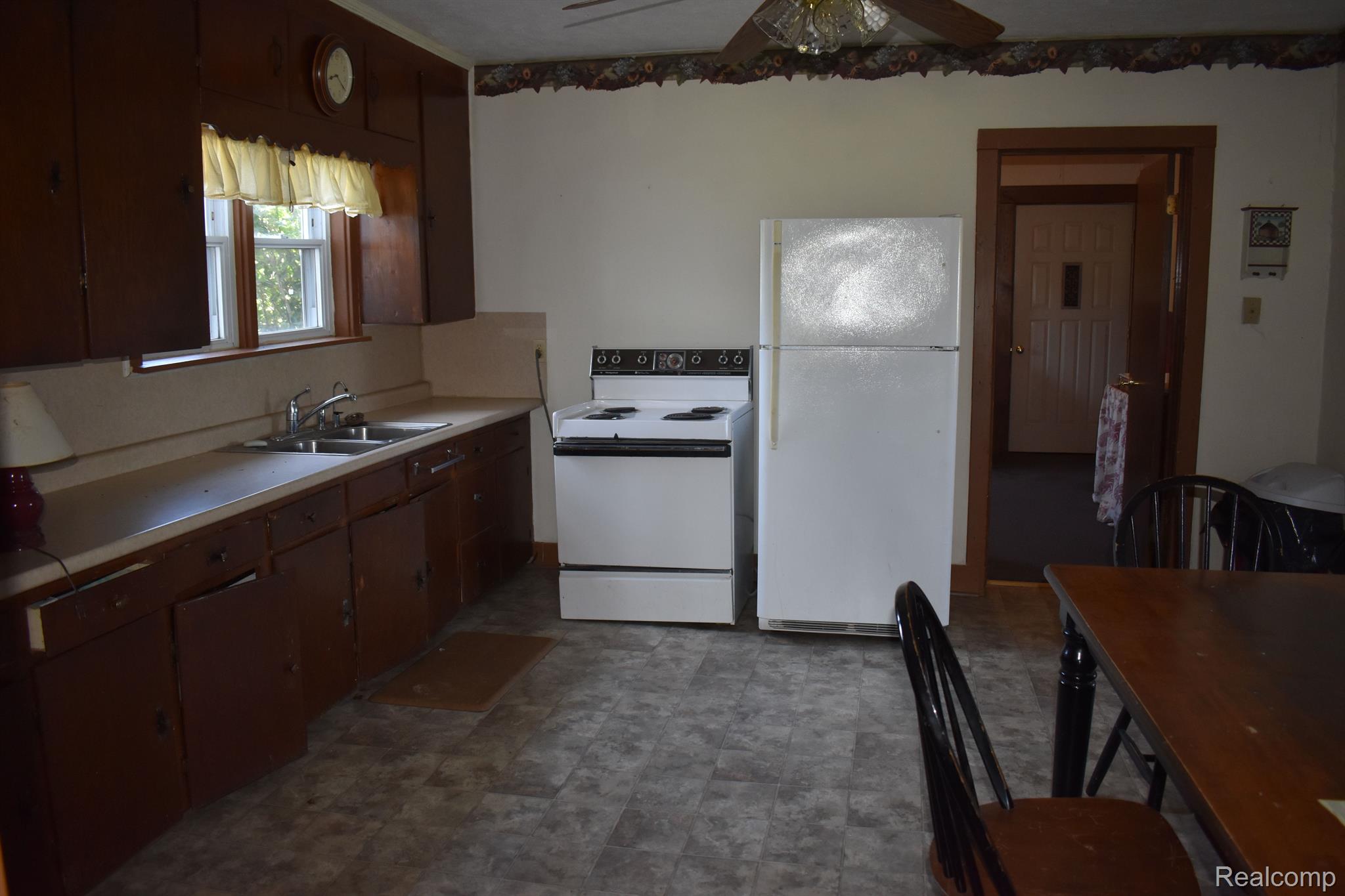 81 North Searls Road Webberville, MI 48892 - Photo 10 of 16 Gallery Image 10