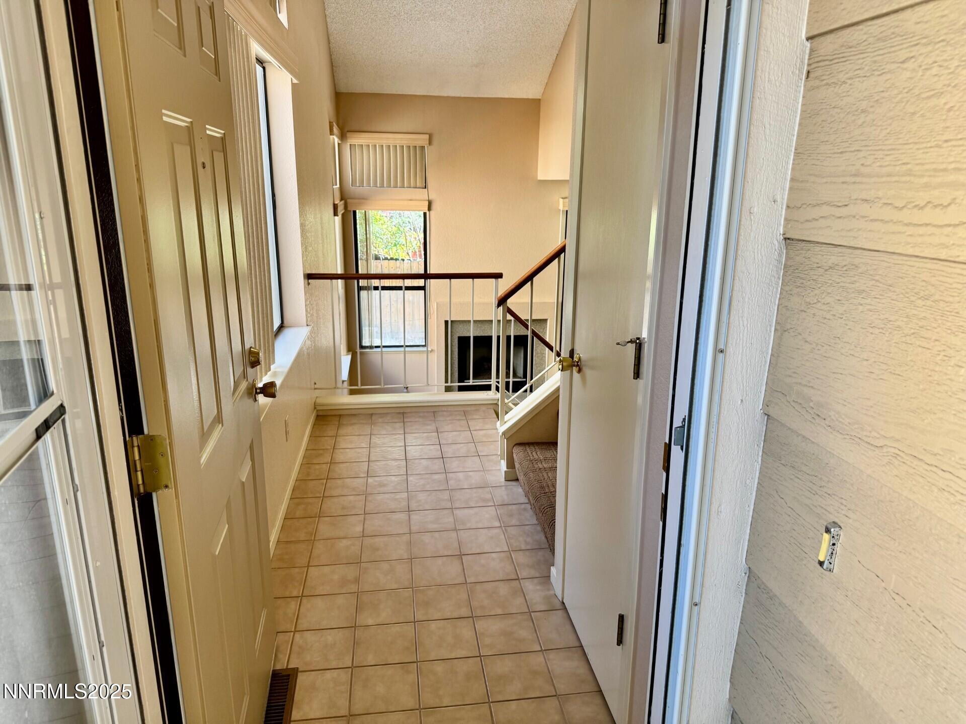 4066 Snowshoe Lane Reno, NV 89502 - Photo 3 of 34 Snowshoe entry
