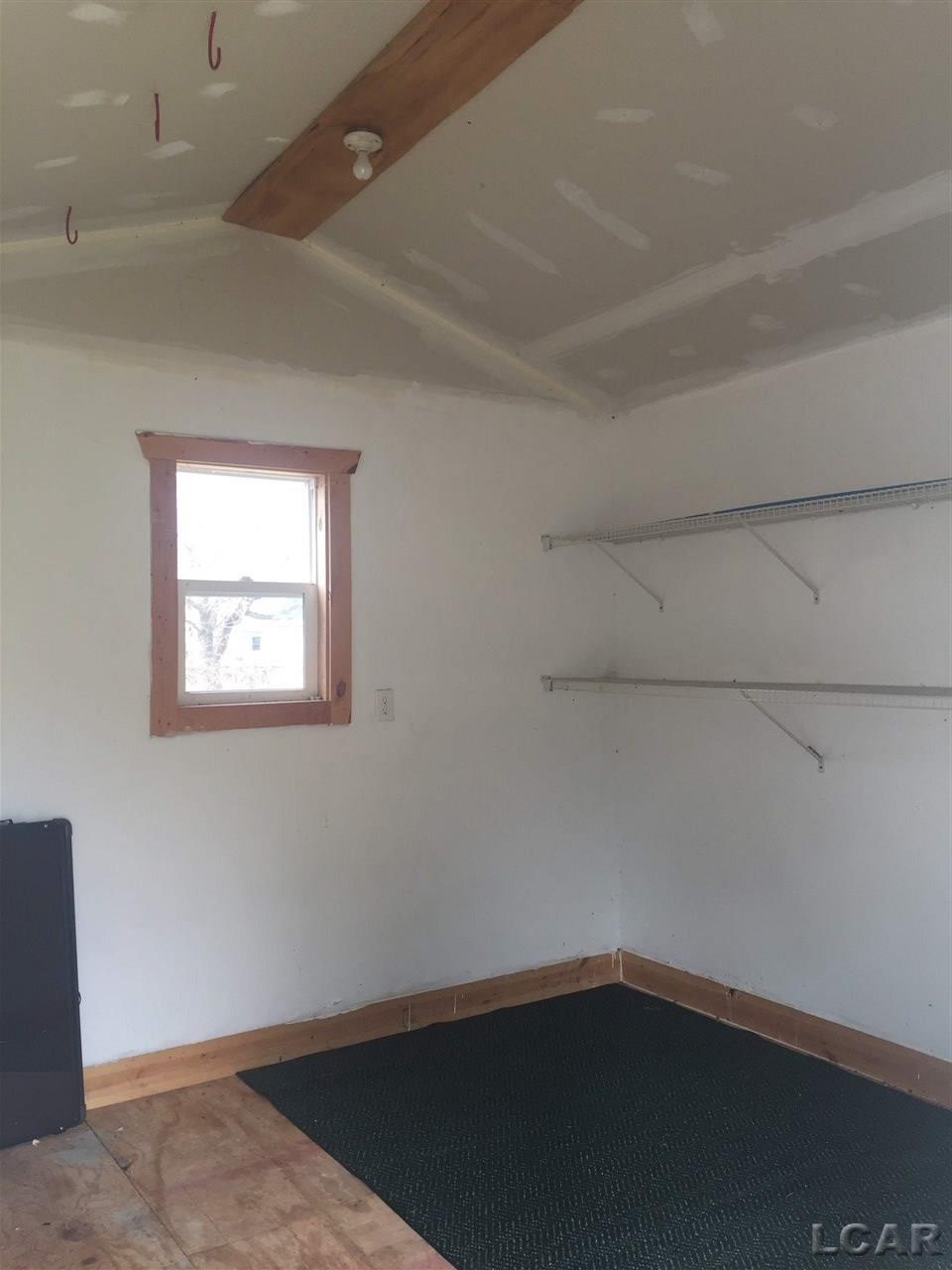 11208 Canandaigua Road Hudson, MI 49247 - Photo 14 of 35