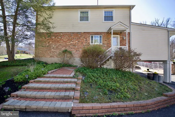 $1,500,000 | 1970 Colt Road, Media, PA 19063