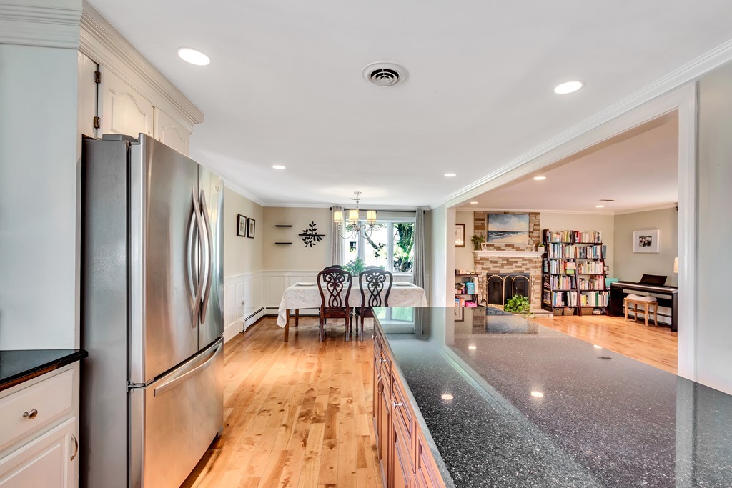 5 Donna Road Andover, MA 01810 - Photo 8 of 29