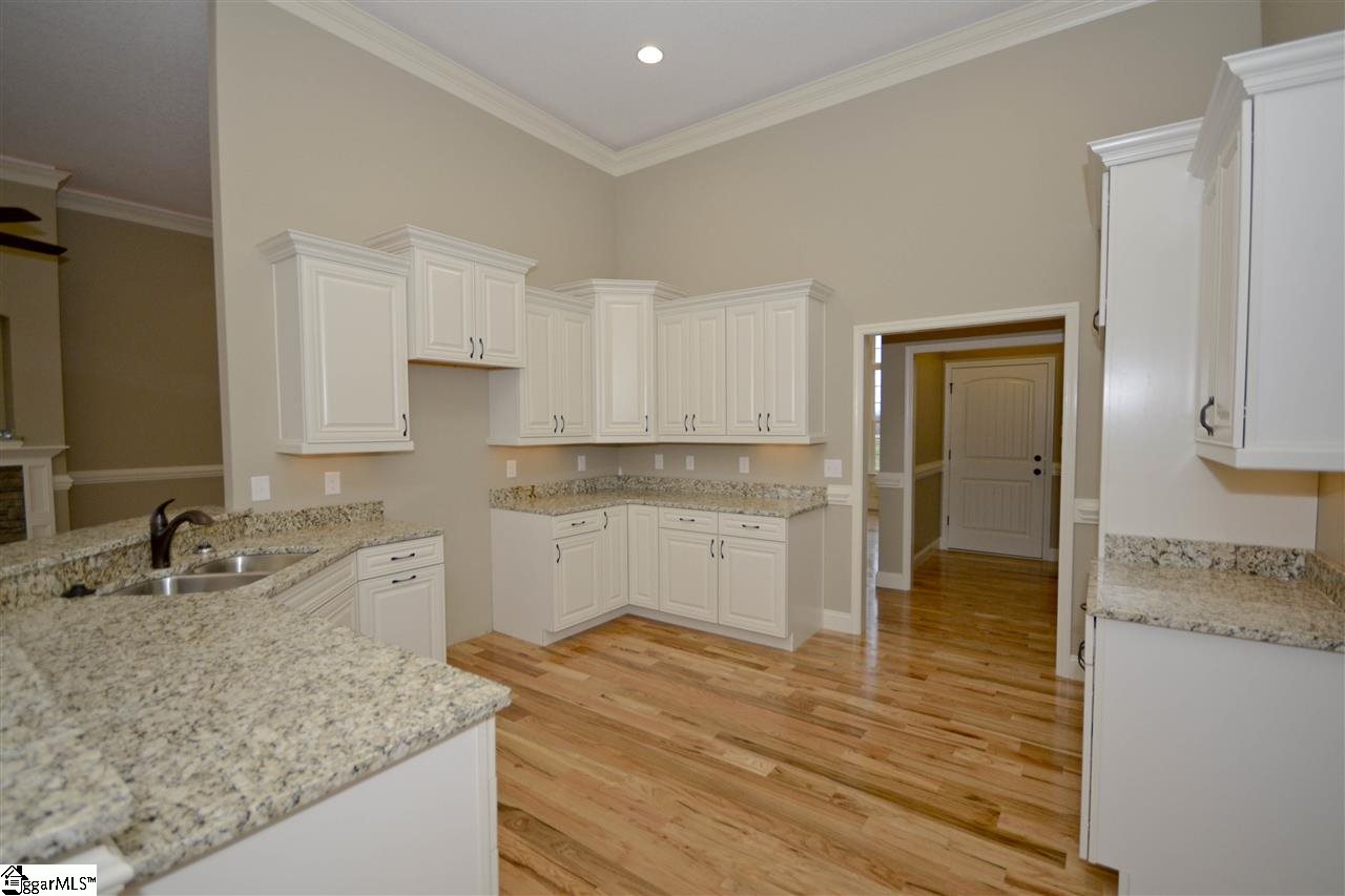 1801 Little Mountain Road Inman, SC 29349 - Photo 14 of 26