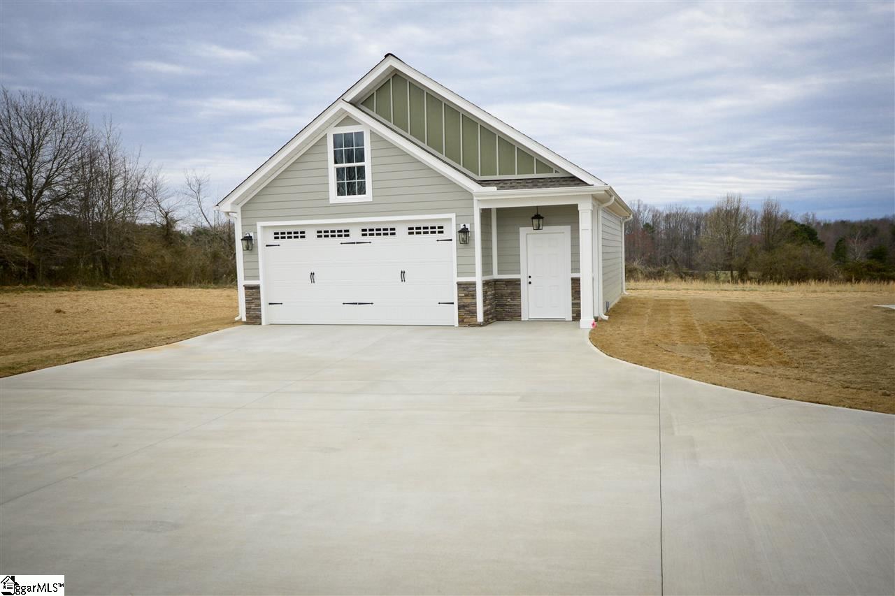 1801 Little Mountain Road Inman, SC 29349 - Photo 4 of 26