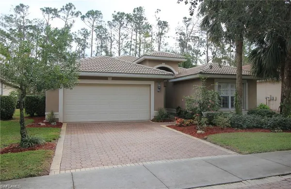 $9,500 | 2322 Butterfly Palm Drive, Naples, FL 34119