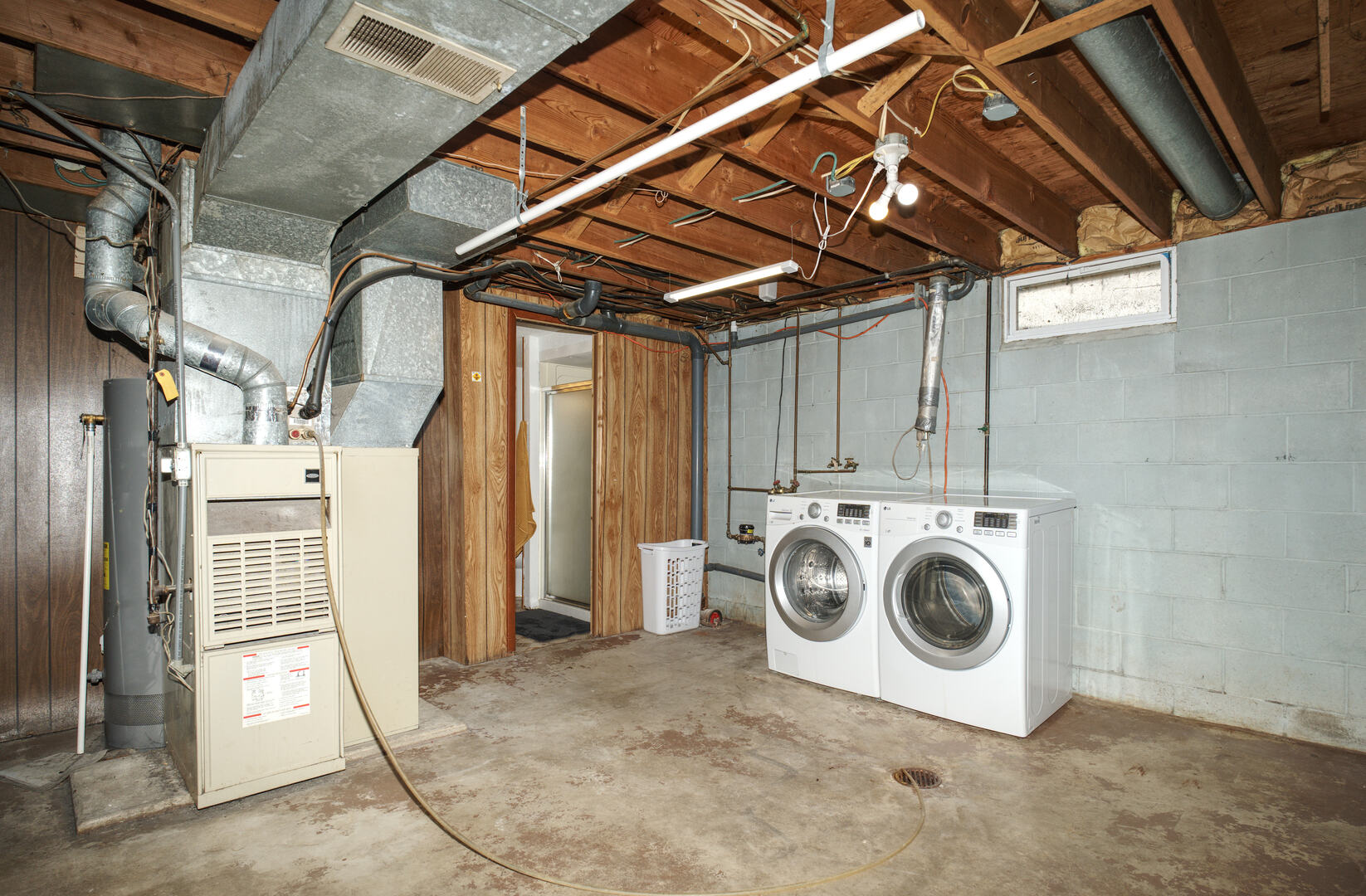 1010 Middle Road Camanche, IA 52730 - Photo 16 of 25 Gallery Image 16