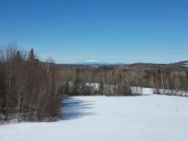 $385,000 | 303 Phinney Farm Road, Lincoln, ME 04457