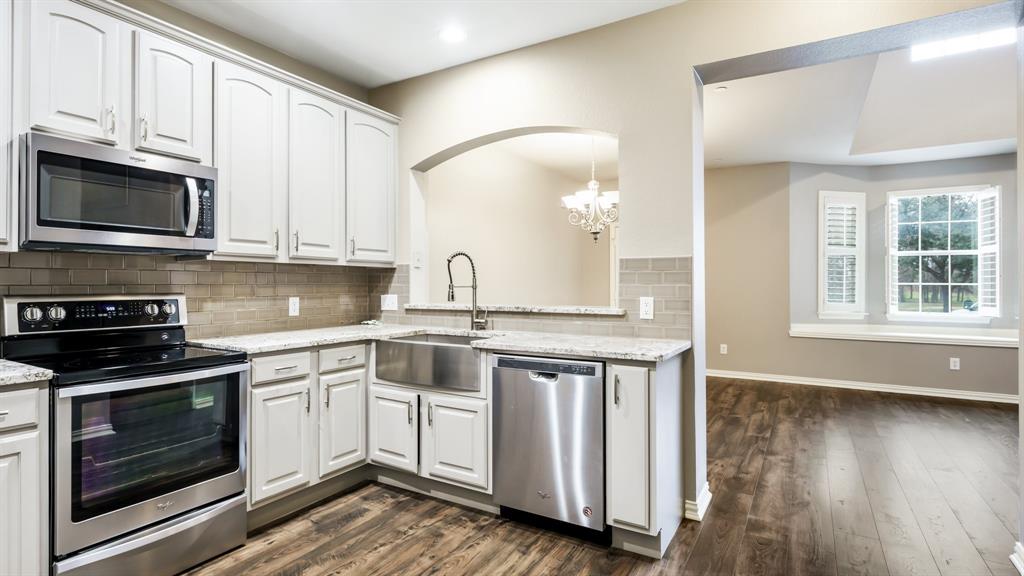 3213 Carlisle Street Bedford, TX 76021 - Photo 9 of 26