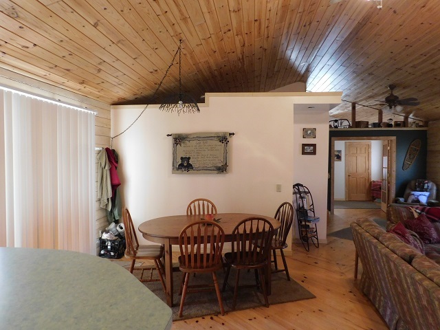 7107 Summit Road Northeast Kalkaska, MI 49646 - Photo 14 of 36 1854588-13.JPG