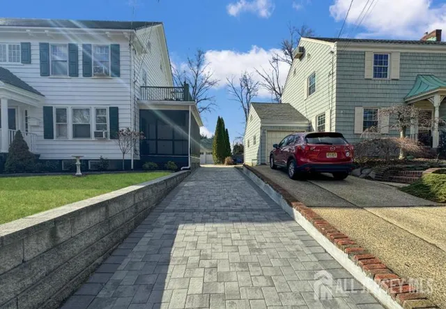 $2,200 | 67 Pleasant Avenue, Edison, NJ 08837