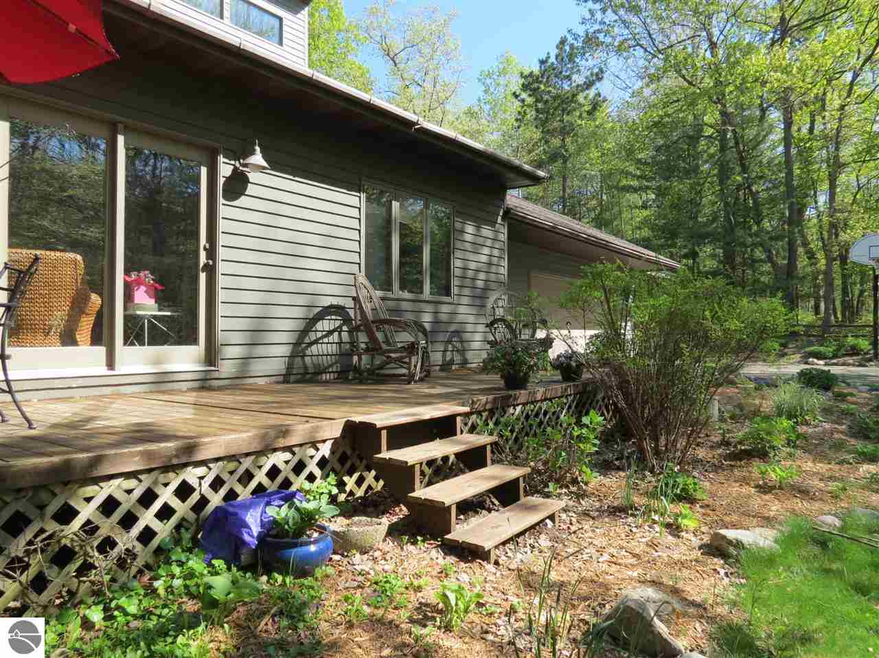 559 West Long Lake Road Traverse City, MI 49685 - Photo 22 of 23 1785157-21.JPG