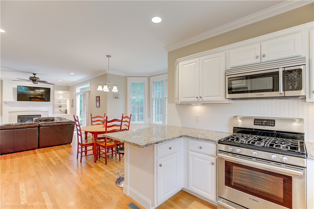 57 Mason Road Barrington, RI 02806 - Photo 8 of 36 Gallery Image 8