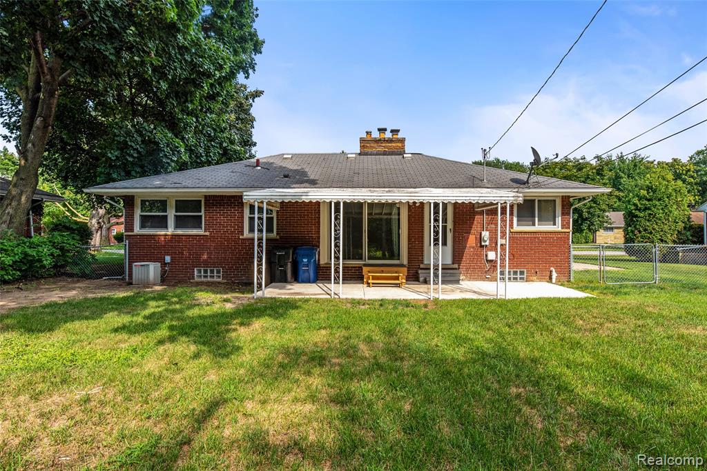 14009 Garfield Redford, MI 48239 - Photo 23 of 23