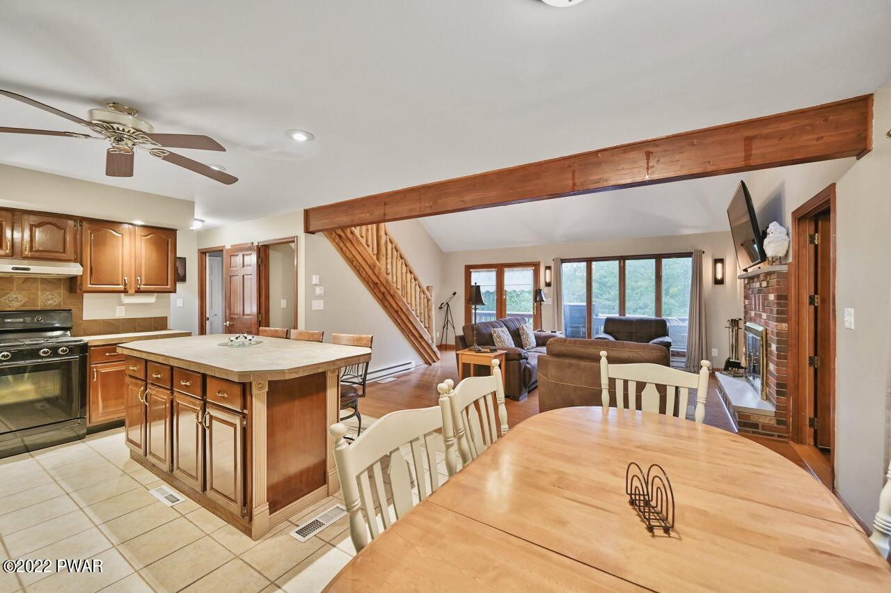 56 Roamingwood Road Lake Ariel, PA 18436 - Photo 18 of 61