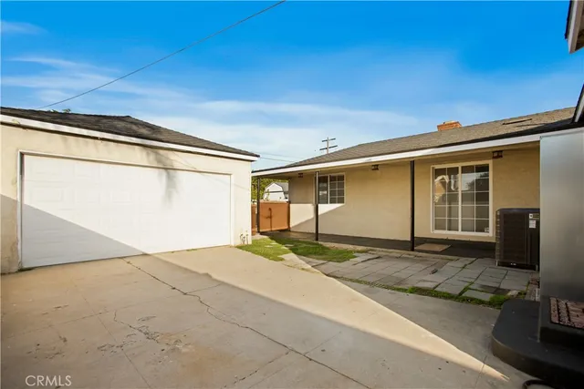 $799,000 | 6019 Florence Avenue, South Gate, CA 90280