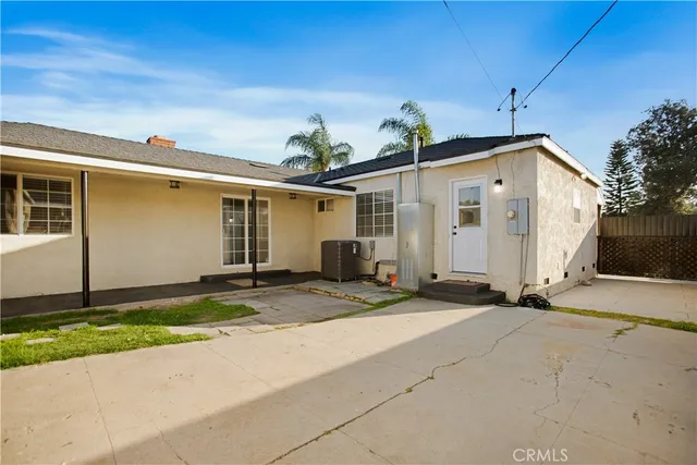 $799,000 | 6019 Florence Avenue, South Gate, CA 90280