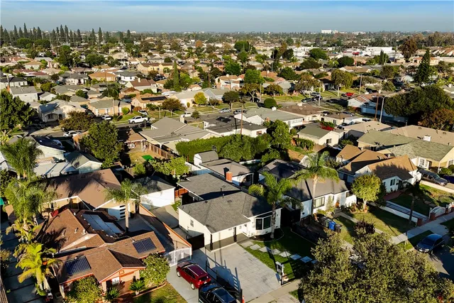 $799,000 | 6019 Florence Avenue, South Gate, CA 90280