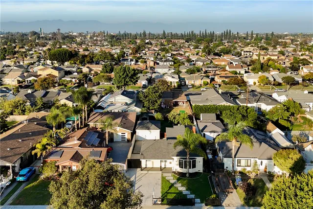 $799,000 | 6019 Florence Avenue, South Gate, CA 90280