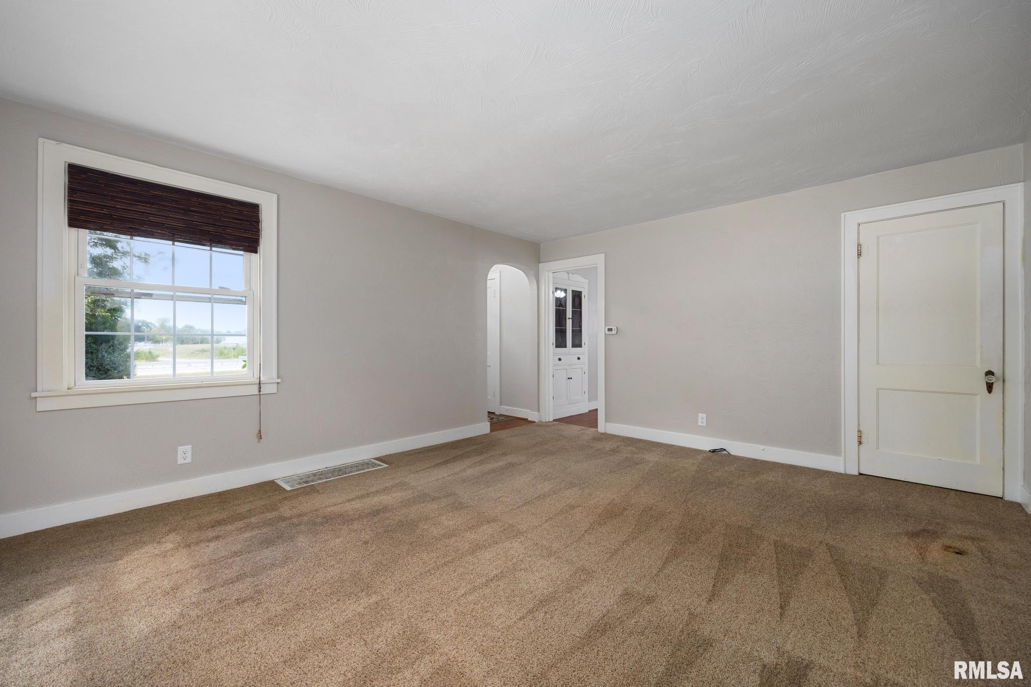 359 Old Germantown Road Metamora, IL 61548 - Photo 7 of 33