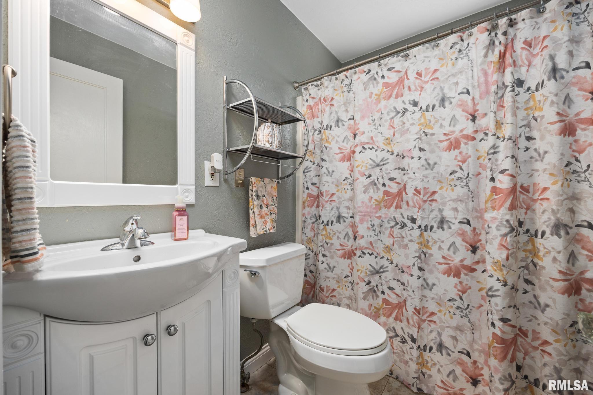 359 Old Germantown Road Metamora, IL 61548 - Photo 8 of 33