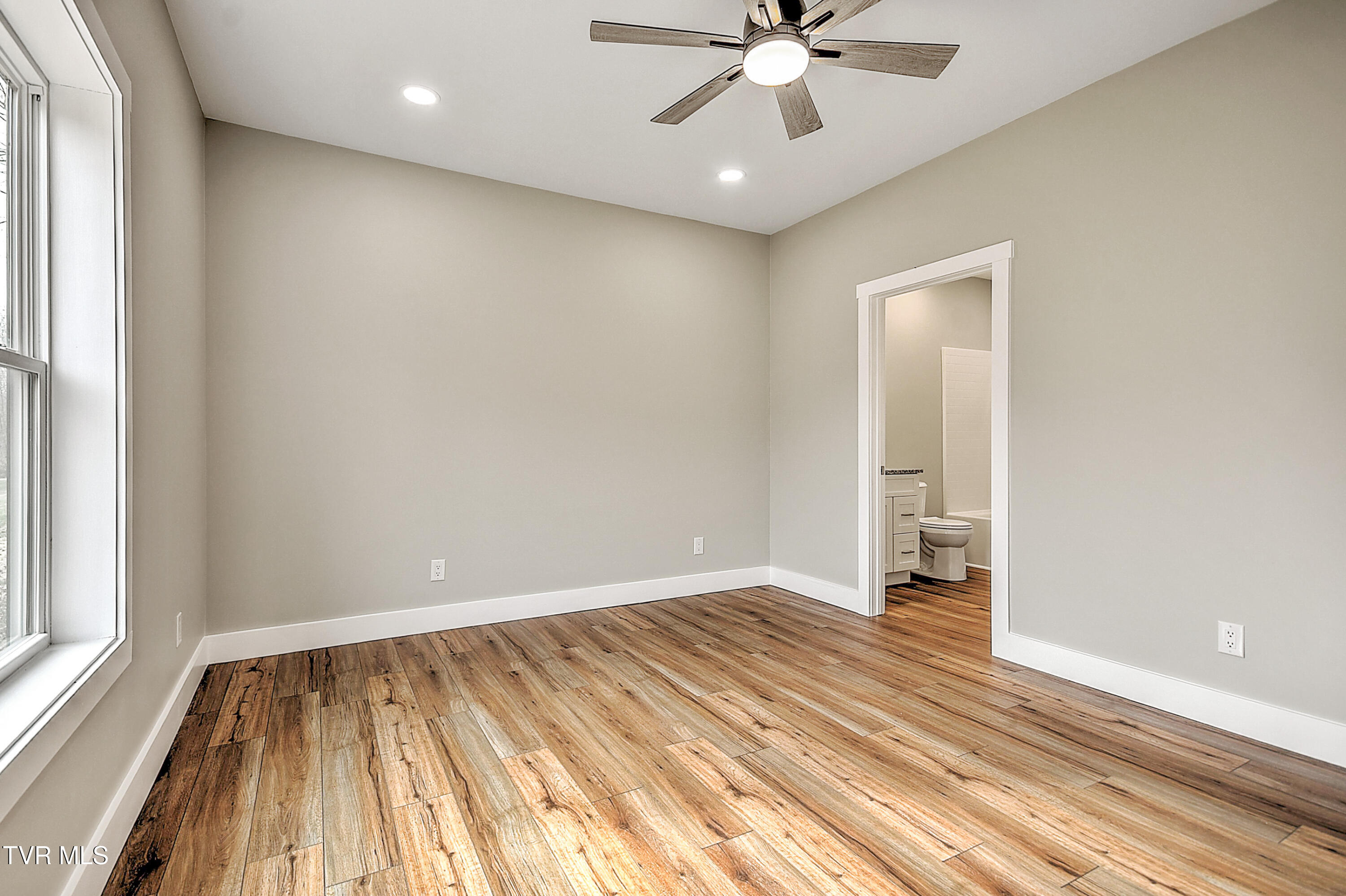 1797 Rock Springs Road Kingsport, TN 37664 - Photo 28 of 39 1805 Rock Springs Rd TV#2-42 (1)