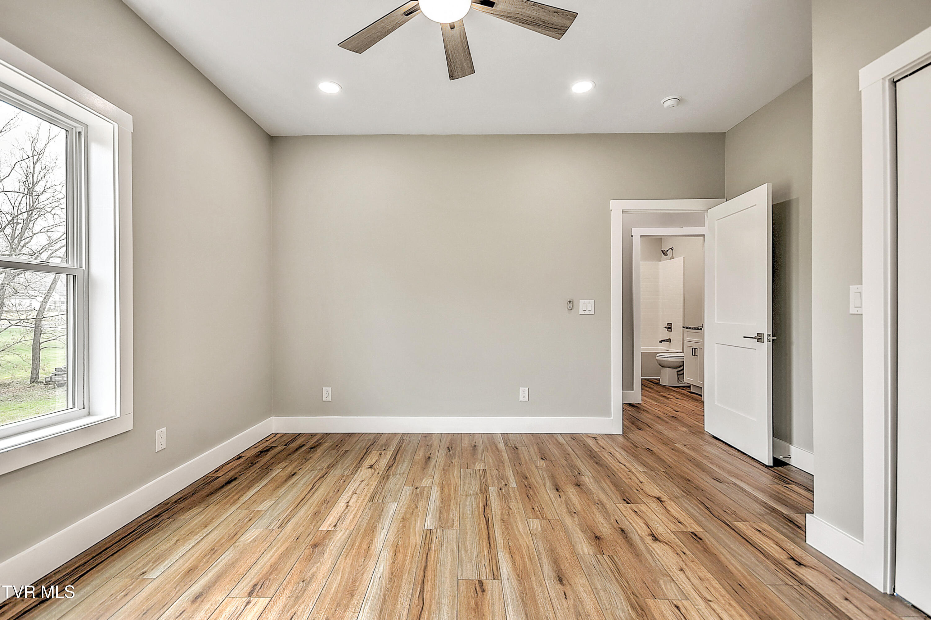 1797 Rock Springs Road Kingsport, TN 37664 - Photo 30 of 39 1805 Rock Springs Rd TV#2-38 (1)