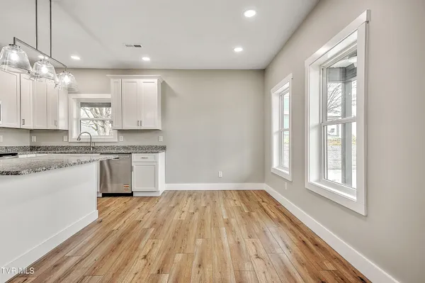 $359,000 | 1797 Rock Springs Road, Kingsport, TN 37664