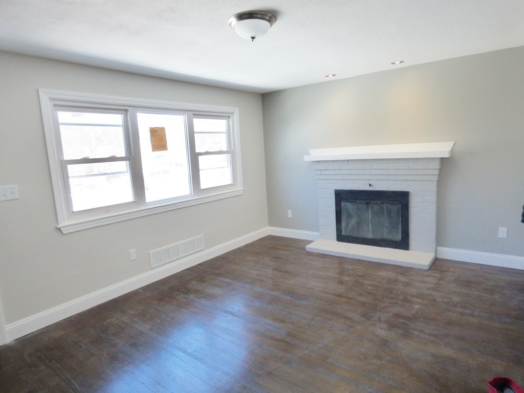 101 Bulfinch Road Lynn, MA 01902 - Photo 3 of 10 Gallery Image 3