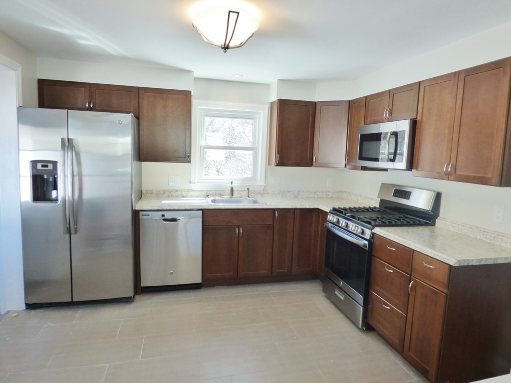 101 Bulfinch Road Lynn, MA 01902 - Photo 5 of 10 Gallery Image 5