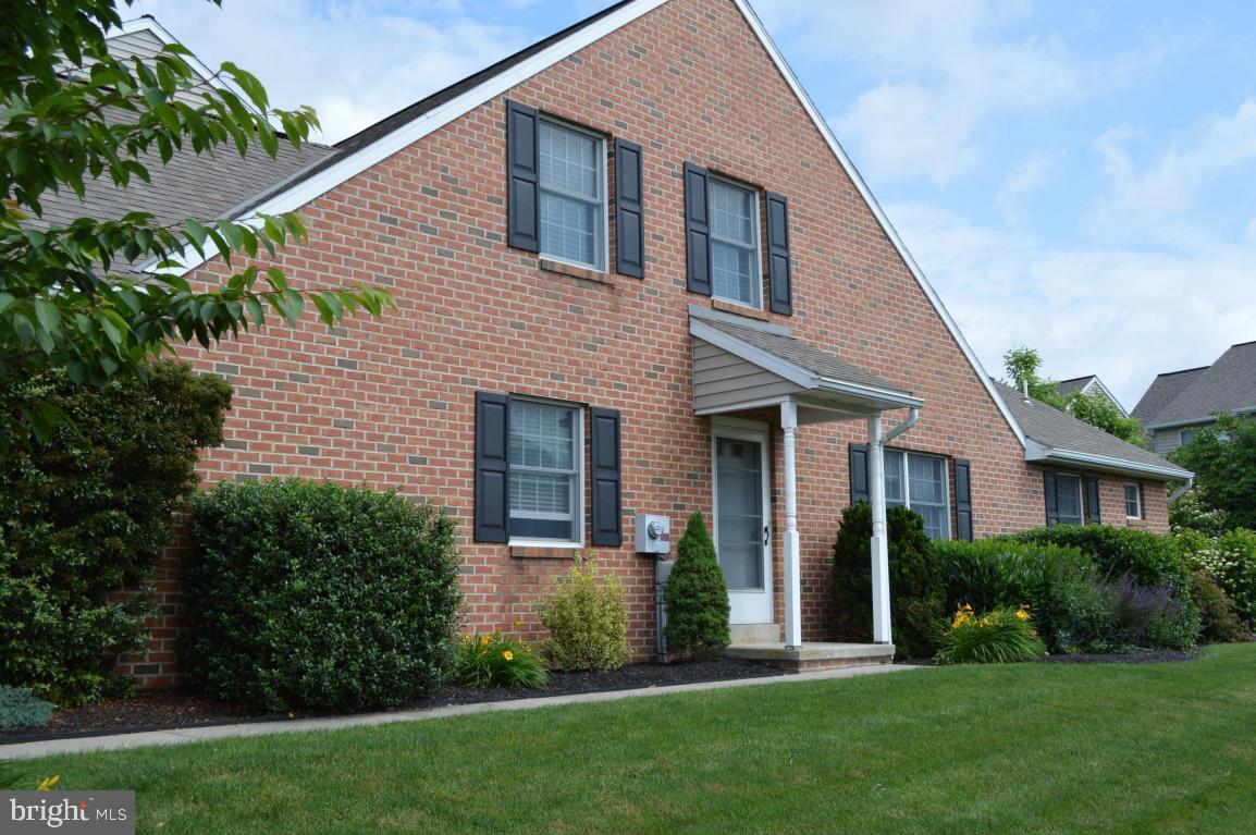 20 Spring Street Mountville, PA 17554 - Photo 1 of 31 Gallery Image 1