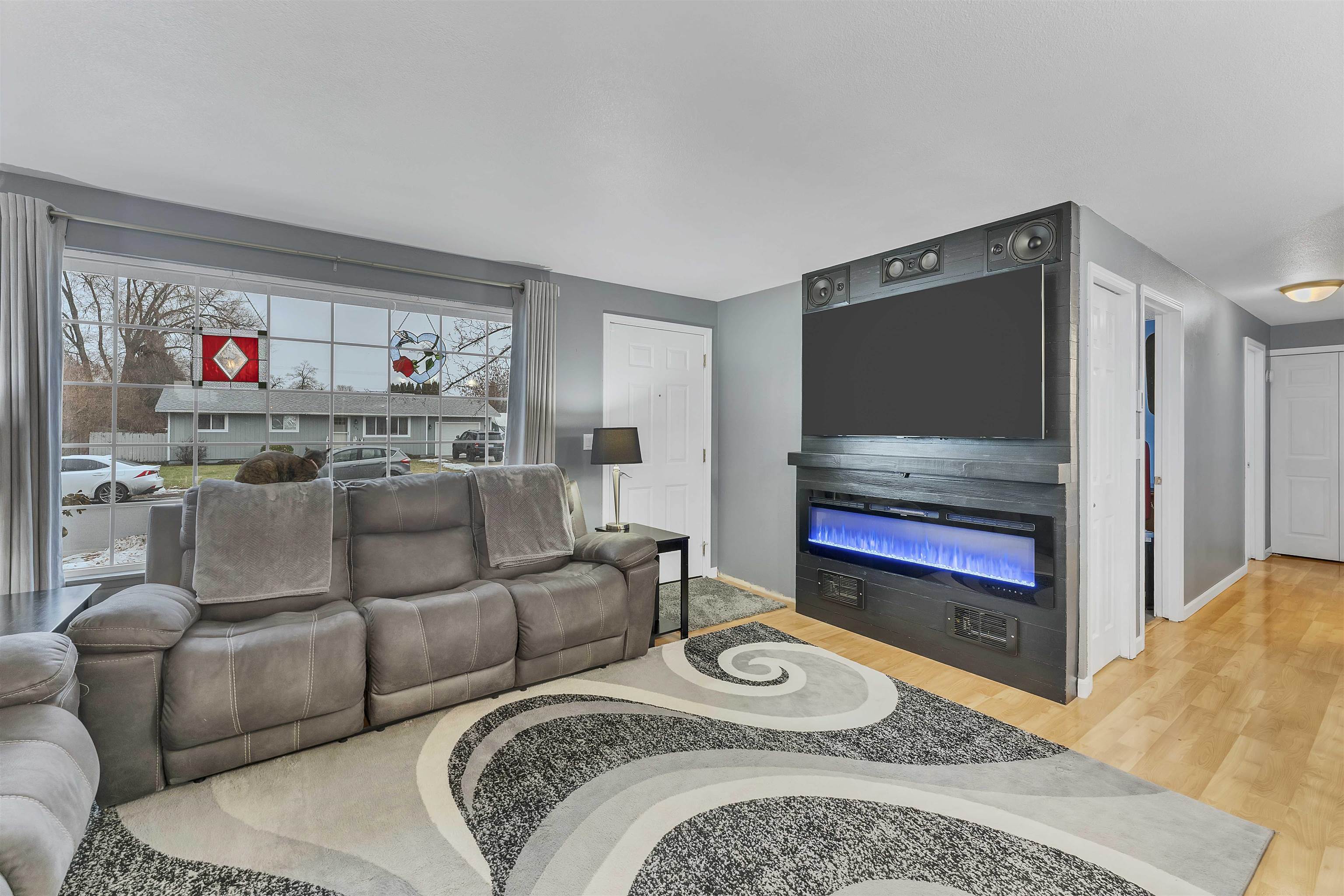 309 South St Charles Road Spokane Valley, WA 99037 - Photo 5 of 31 Gallery Image 5