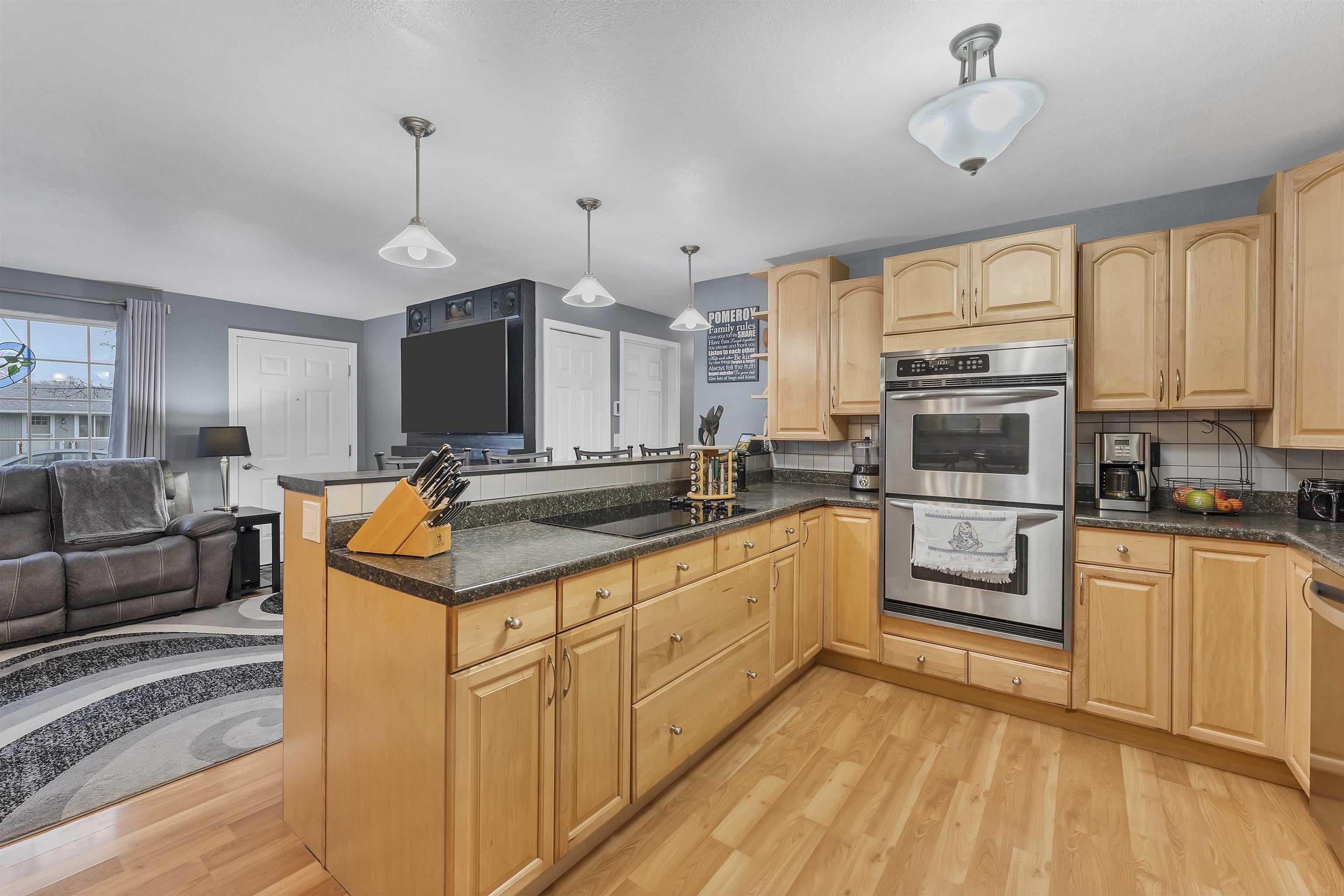 309 South St Charles Road Spokane Valley, WA 99037 - Photo 8 of 31 Gallery Image 8