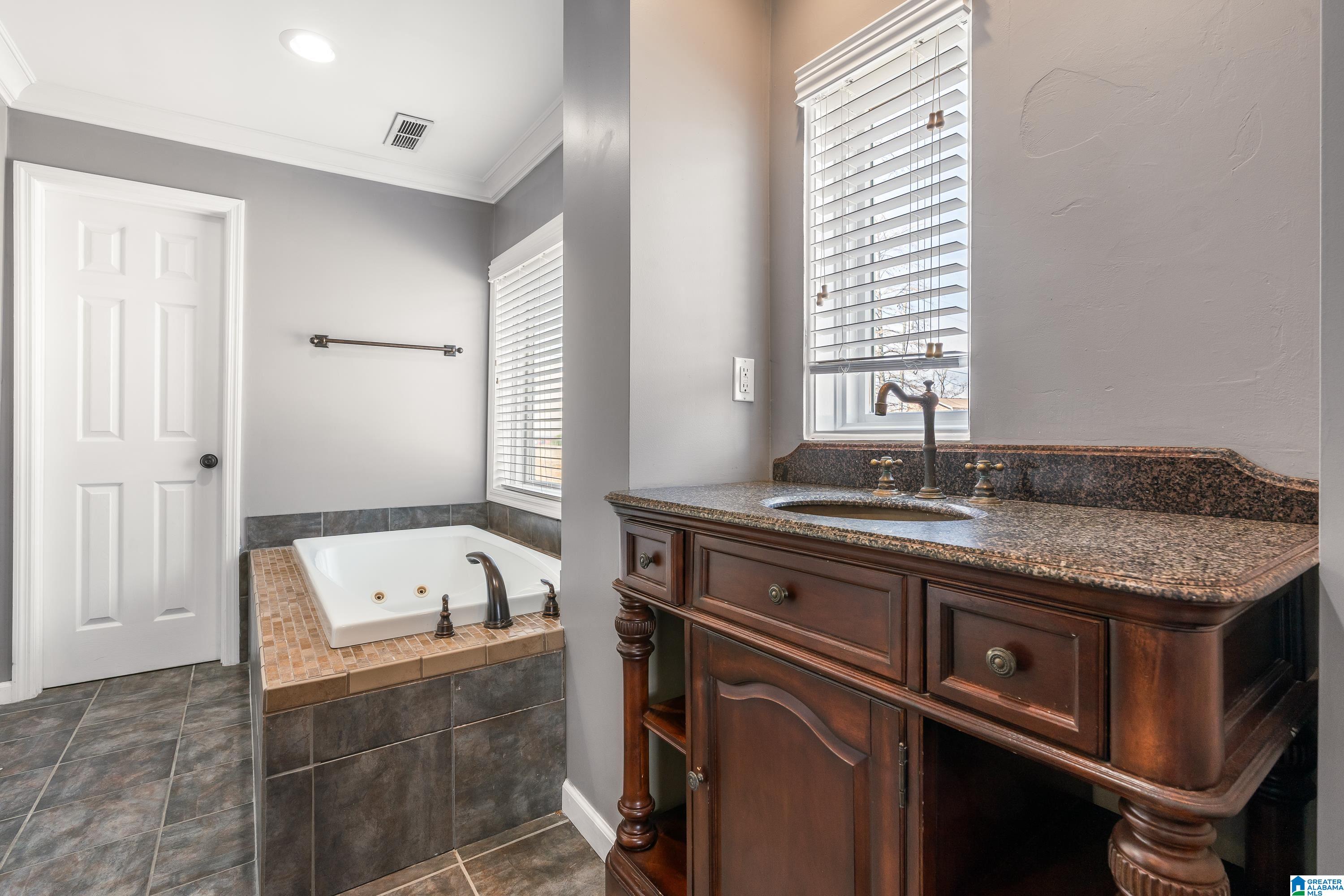 521 Shades Crest Road Birmingham, AL 35226 - Photo 19 of 45