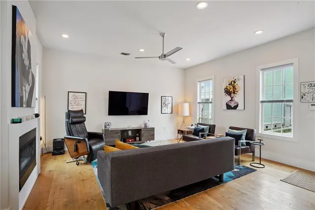 $515,000 | 2415 Dauphine Street, Unit A, New Orleans, LA 70117