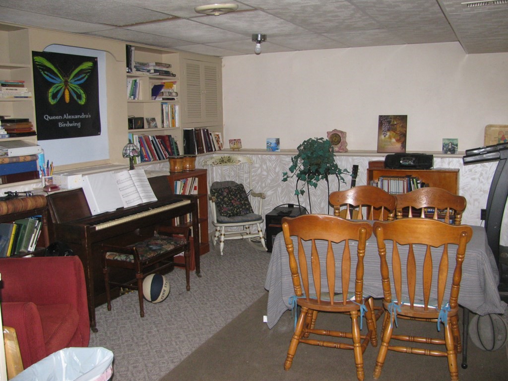 18 Maple Road Randolph, MA 02368 - Photo 14 of 24 Gallery Image 14