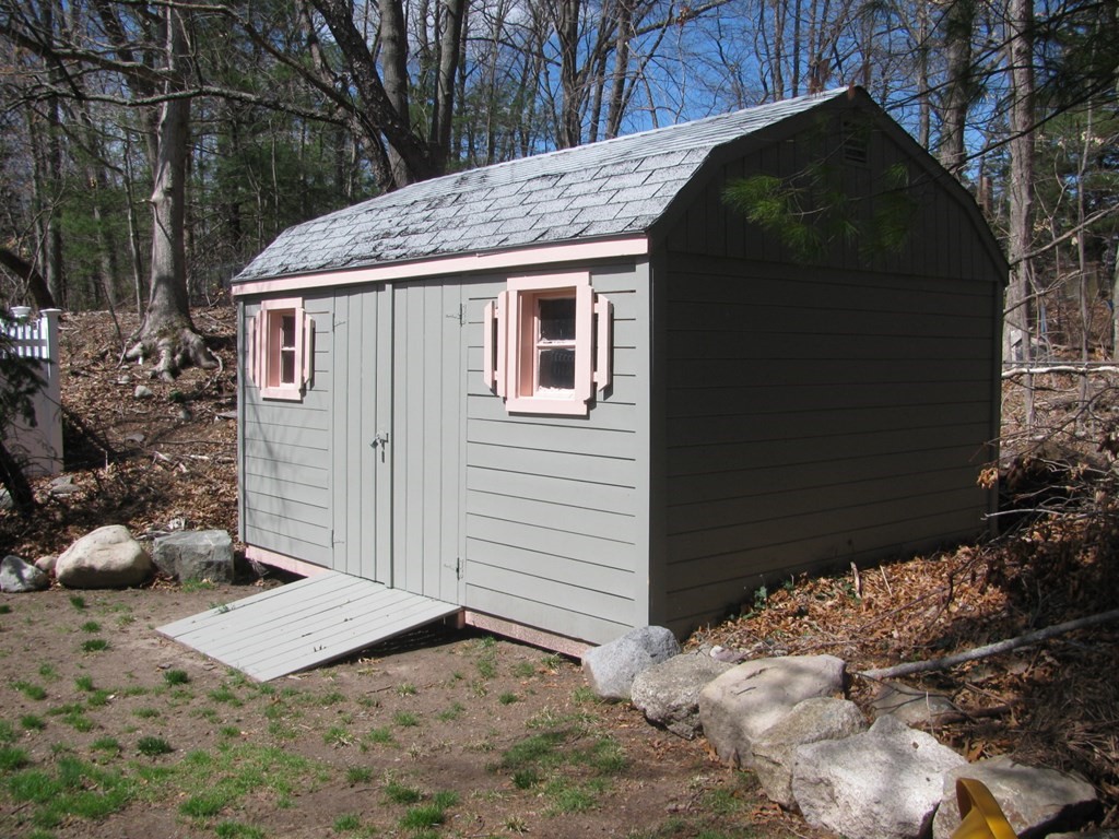 18 Maple Road Randolph, MA 02368 - Photo 23 of 24 Gallery Image 23