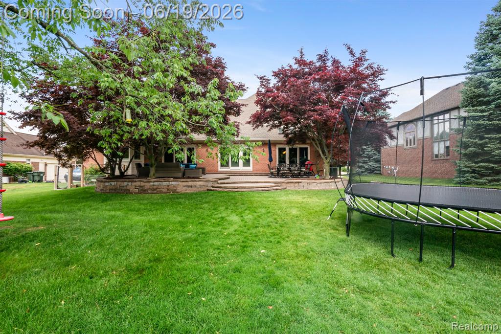 1902 Grayslake Drive Rochester Hills, MI 48306 - Photo 68 of 76