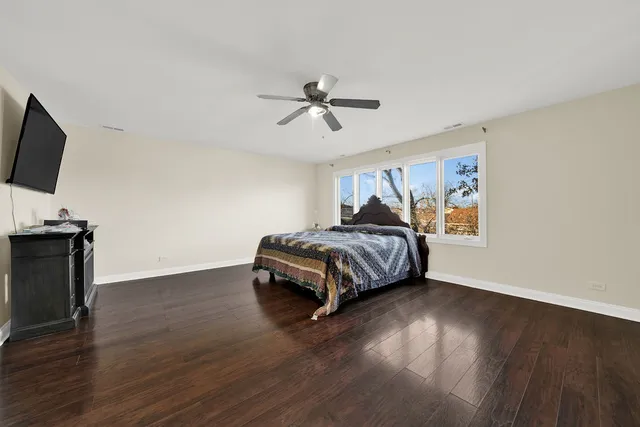 $440,000 | 7435 West 74th Street, Bridgeview, IL 60455