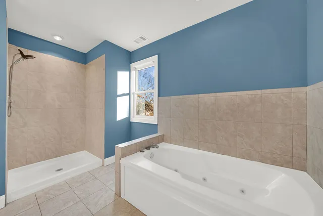 $440,000 | 7435 West 74th Street, Bridgeview, IL 60455