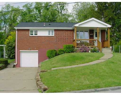 700 Pettigrew Road North Huntingdon, PA 15642 - Photo 1 of 8 Exterior Front.
