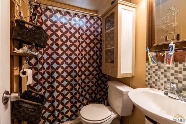 $65,900 | Undisclosed Address, Bakersfield, CA 93306