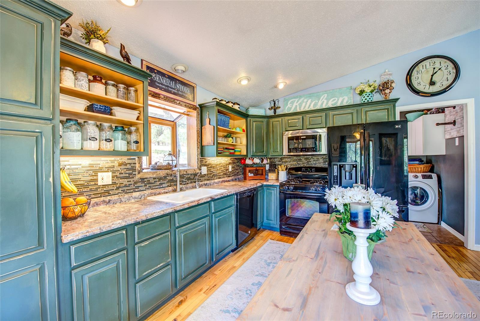 388 Pinon Road Bailey, CO 80421 - Photo 8 of 34 Gallery Image 8