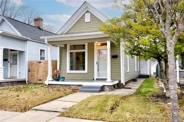 $199,900 | 1817 East Oak Street, New Albany, IN 47150